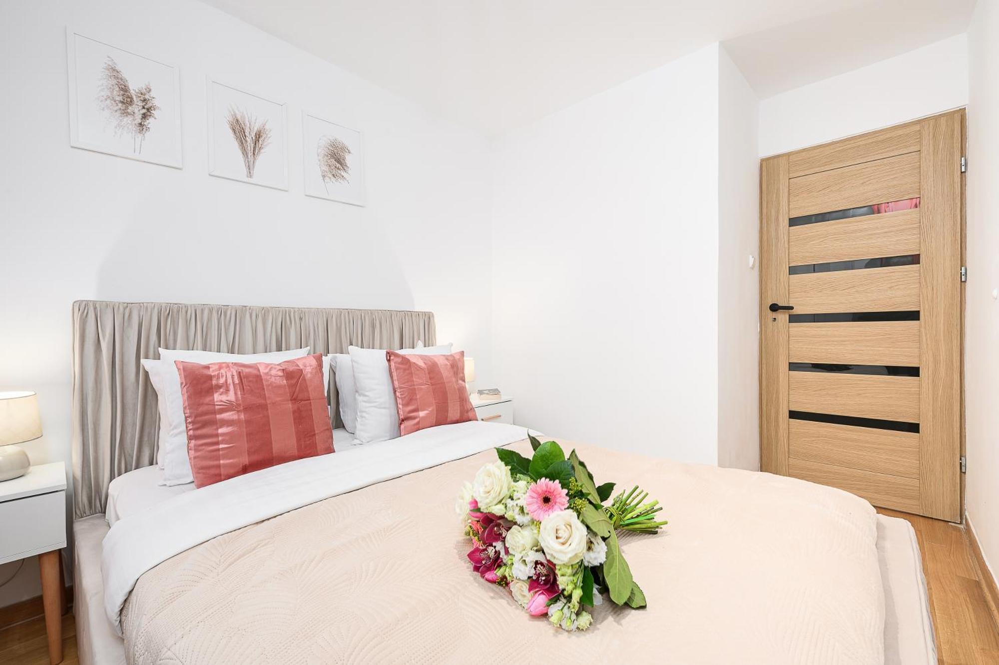 Lumina Apartment Opposite The Palace Of Culture And Science Warszawa Eksteriør billede